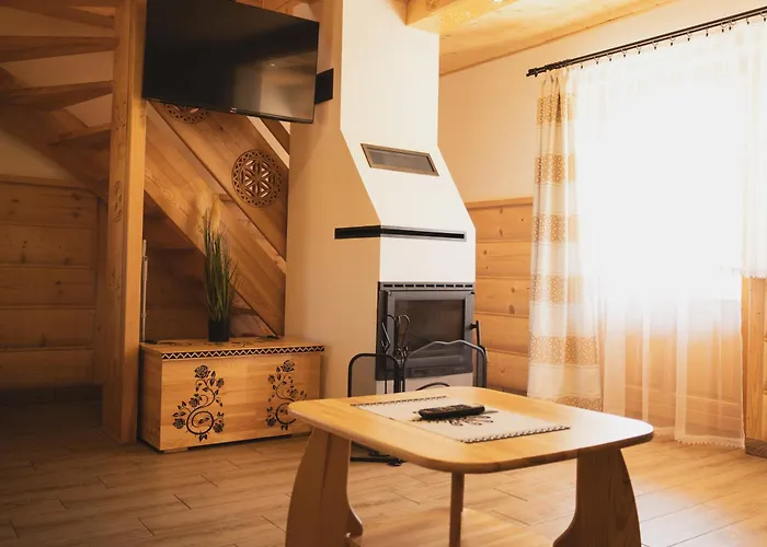 別荘 Goralski House *