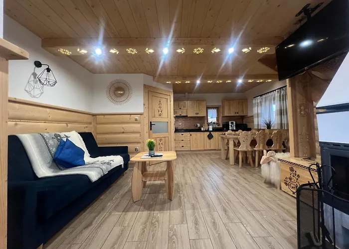 別荘 Goralski House