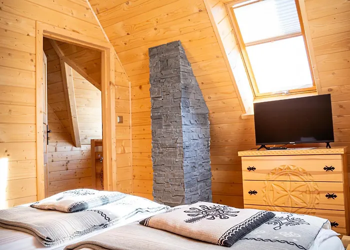 別荘 Goralski House